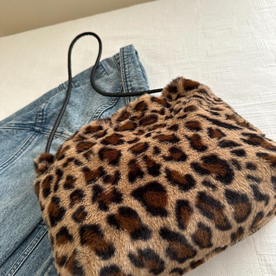 Leopard Furry Shoulder Bag - Trendy by Luna