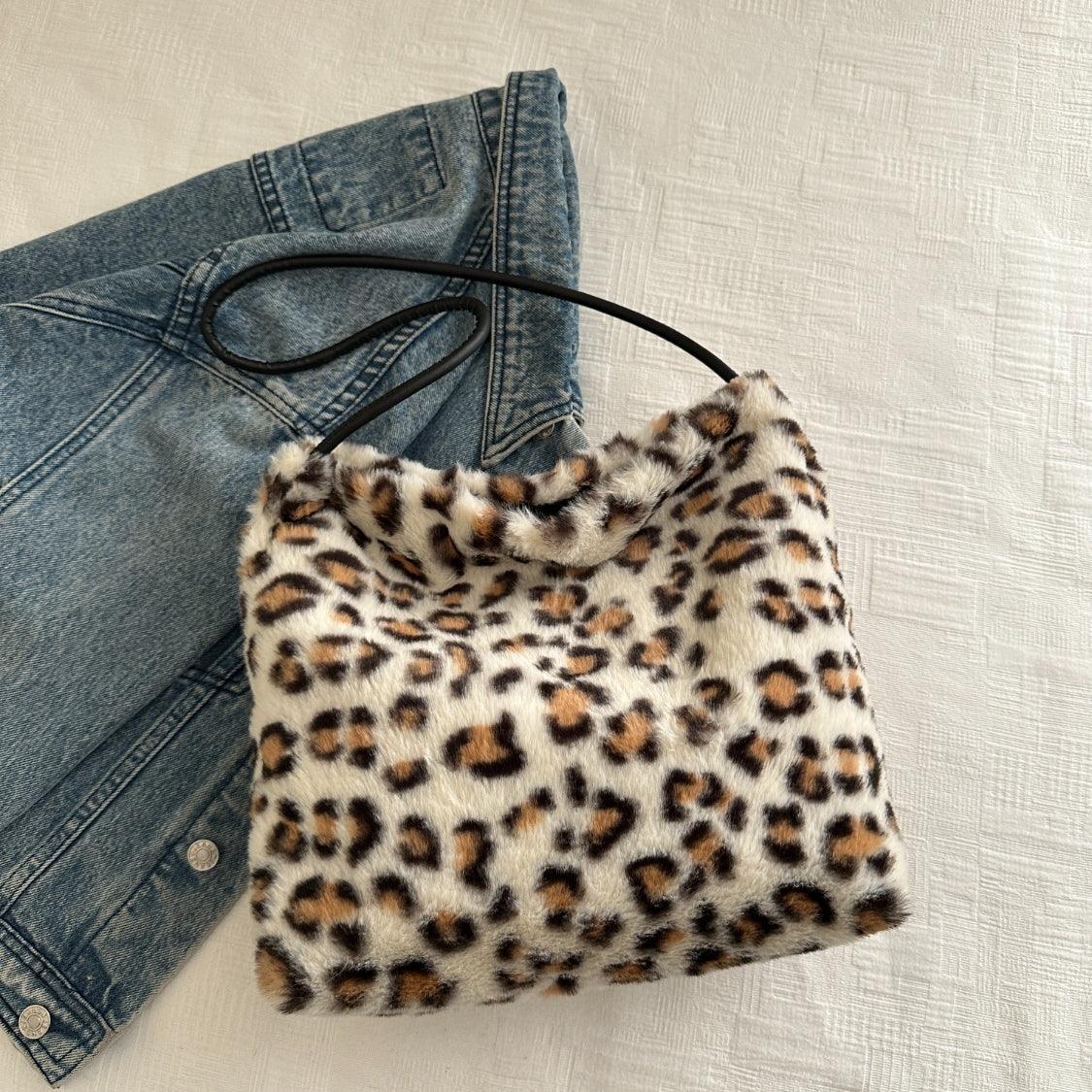 Leopard Furry Shoulder Bag - Trendy by Luna